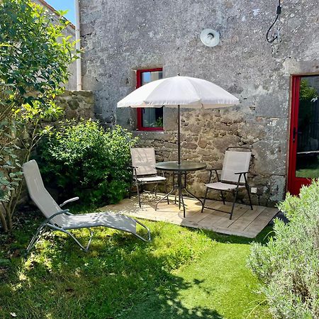 Maison A La Campagne Les Oliviers La Bruffiere Exterior foto